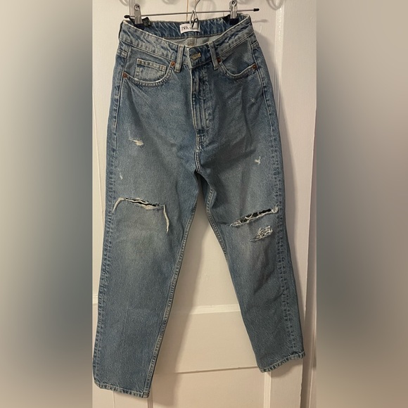 Zara ripped mom jeans - Picture 1 of 2